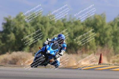 media/Nov-06-2022-SoCal Trackdays (Sun) [[208d2ccc26]]/Turn 7 Set 1 (1050am)/